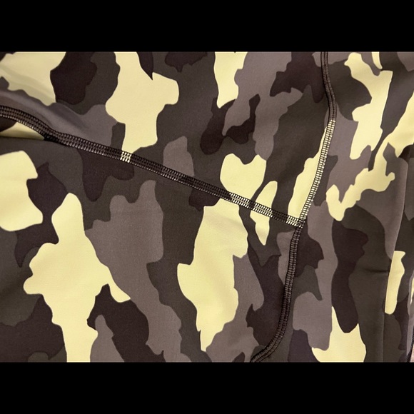 Lululemon Legging size 12 - Picture 3 of 8